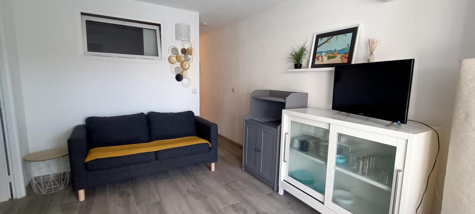 Port Cogolin, T2 calme dans belle résidence, piscine, proche St Tropez Exterior foto